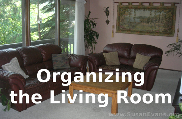 organizing-the-living-room