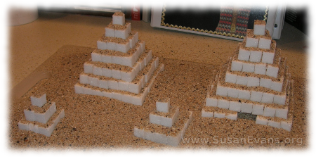 sugar-cube-pyramids