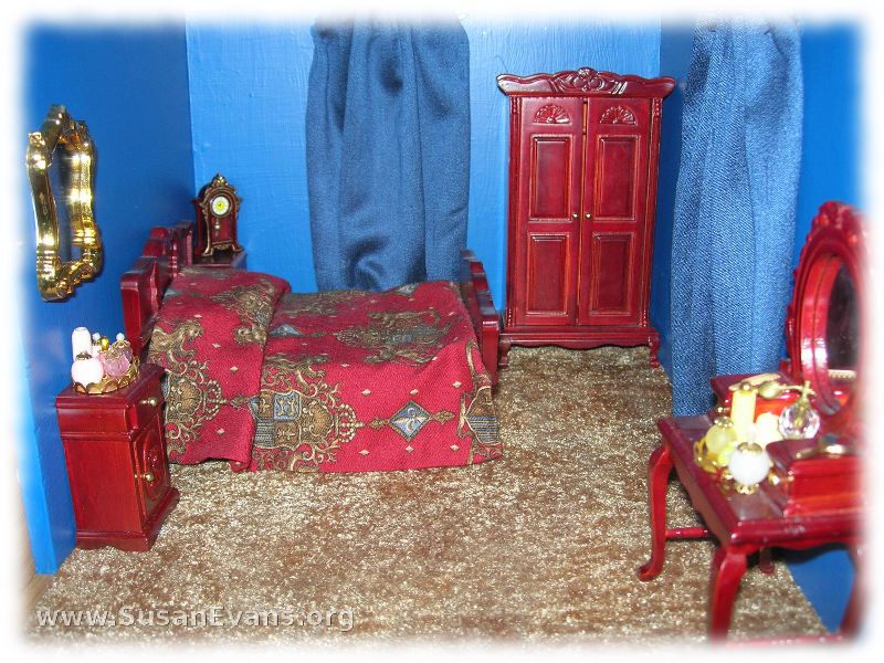 doll-house-bedroom